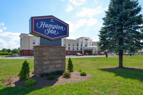 Hampton Inn By Hilton Potsdam Main image